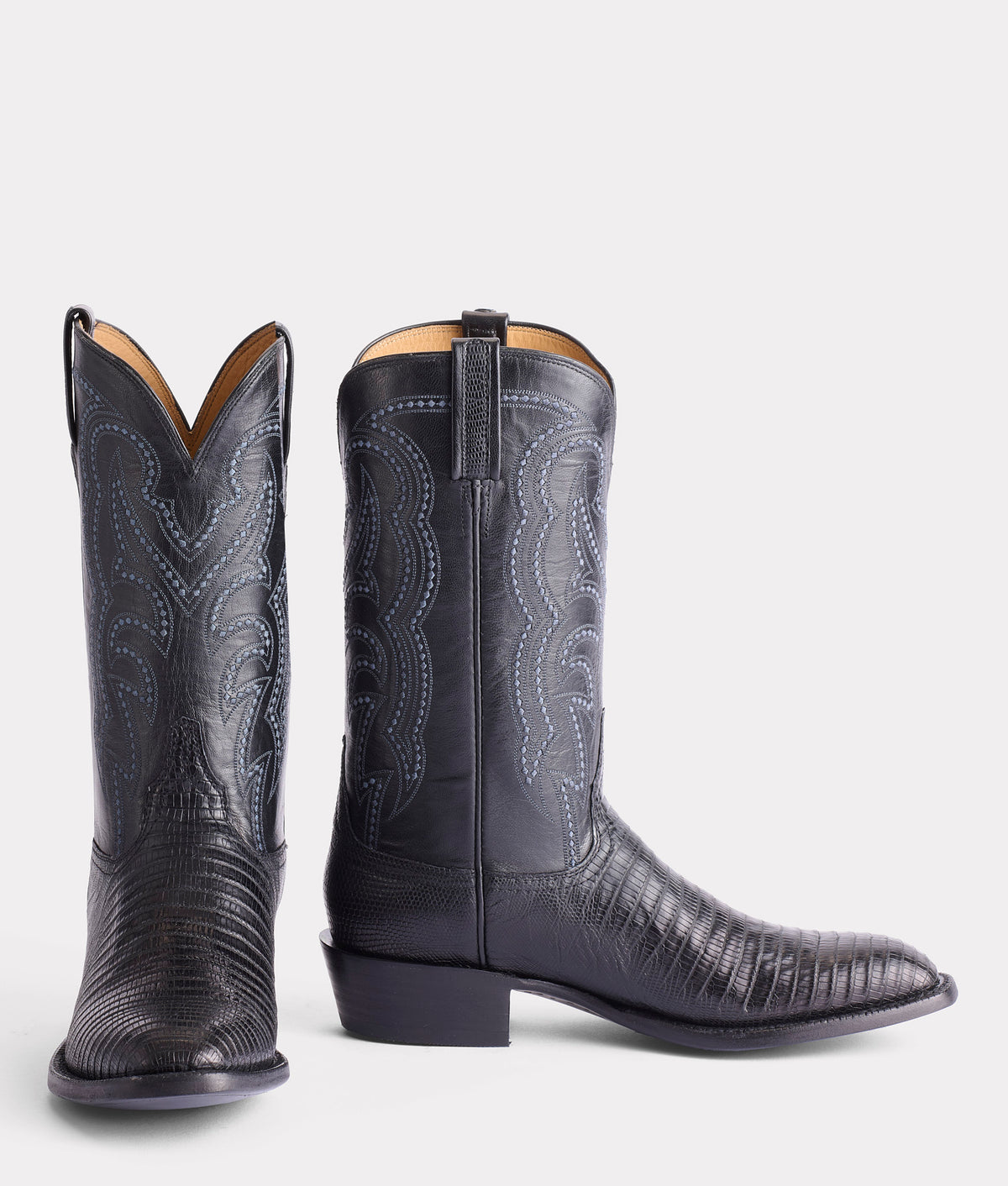 Kip :: Black 2