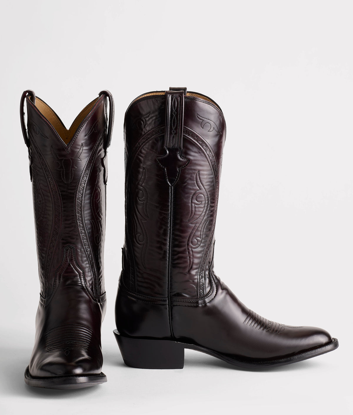 Gavin :: Black Cherry 2