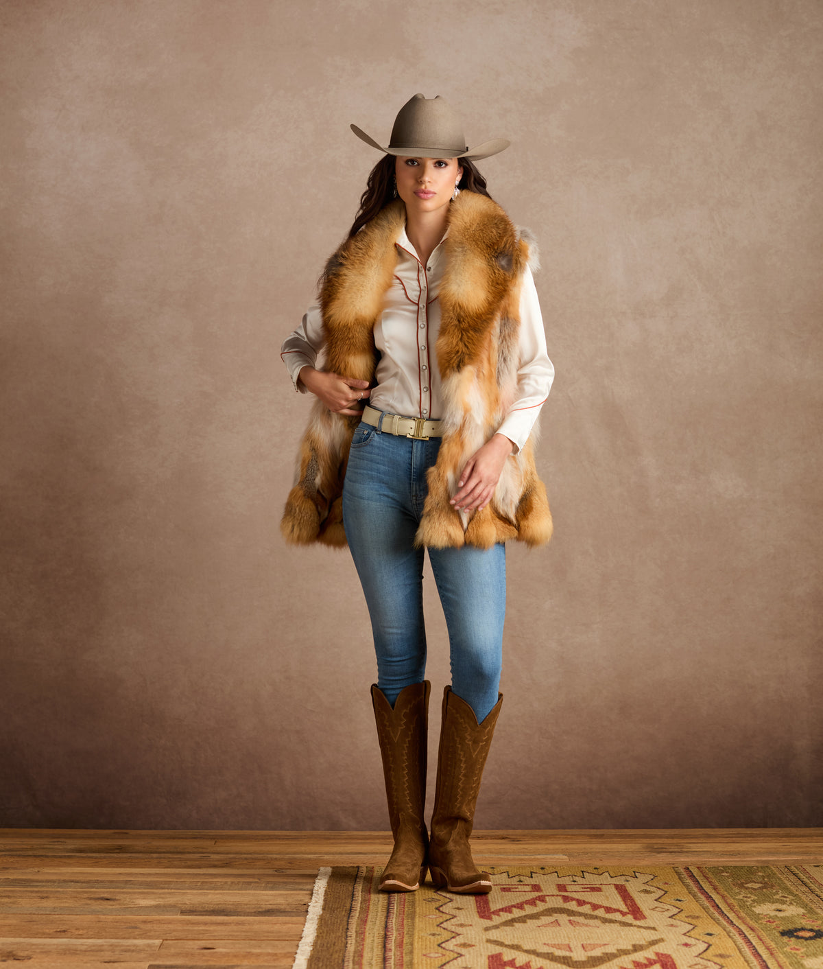Lorelai Red Fox Vest :: Natural 2
