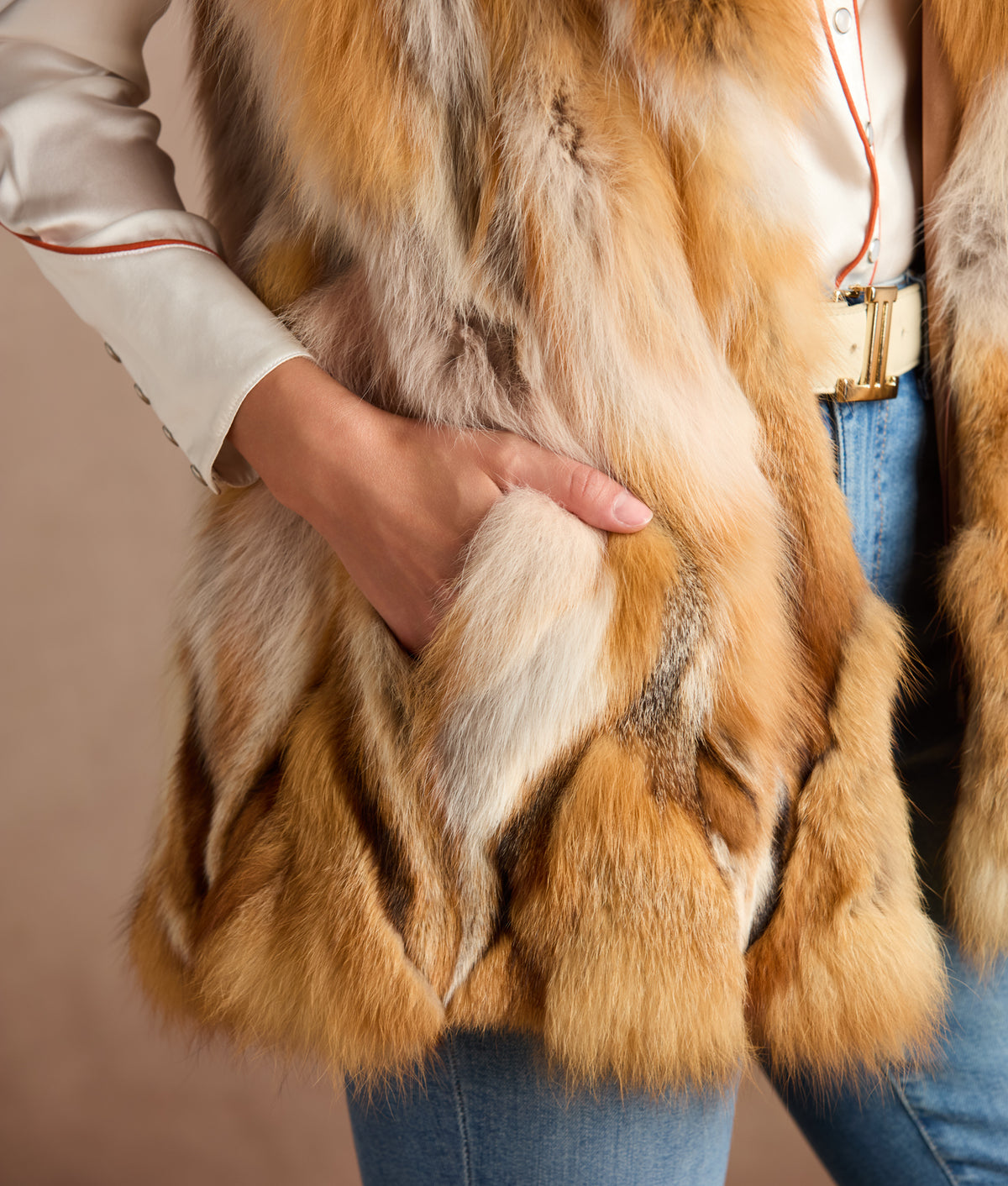 Lorelai Red Fox Vest :: Natural 7