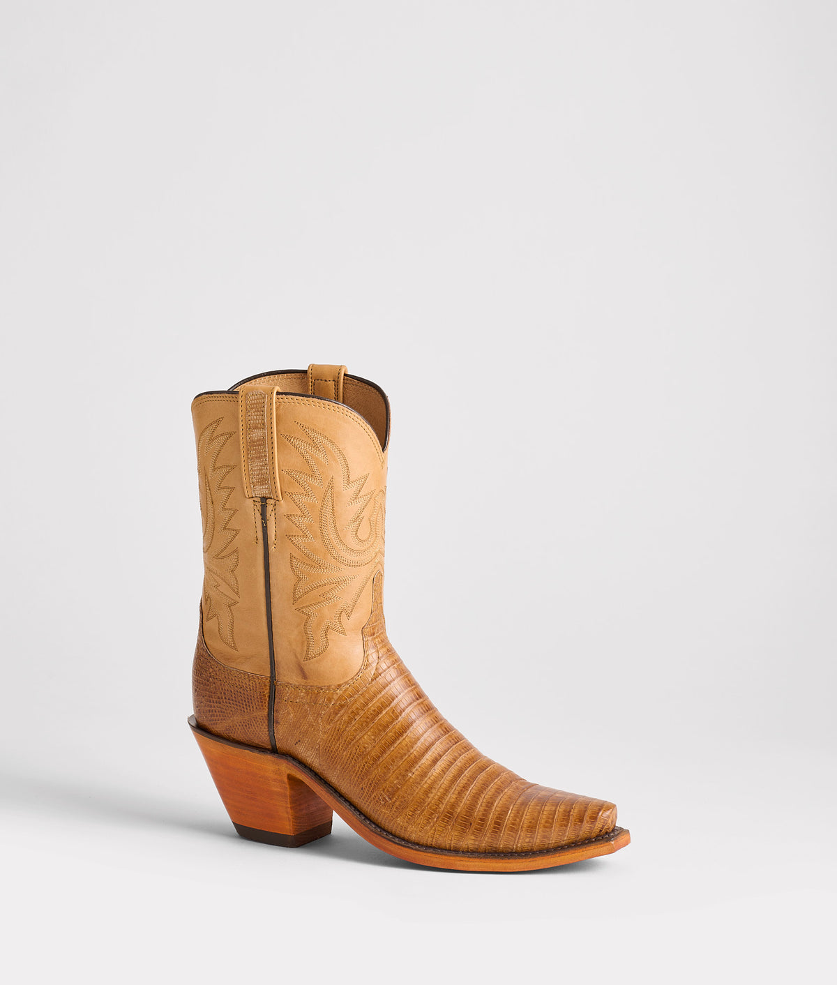 Dale Exotic :: Tan 5