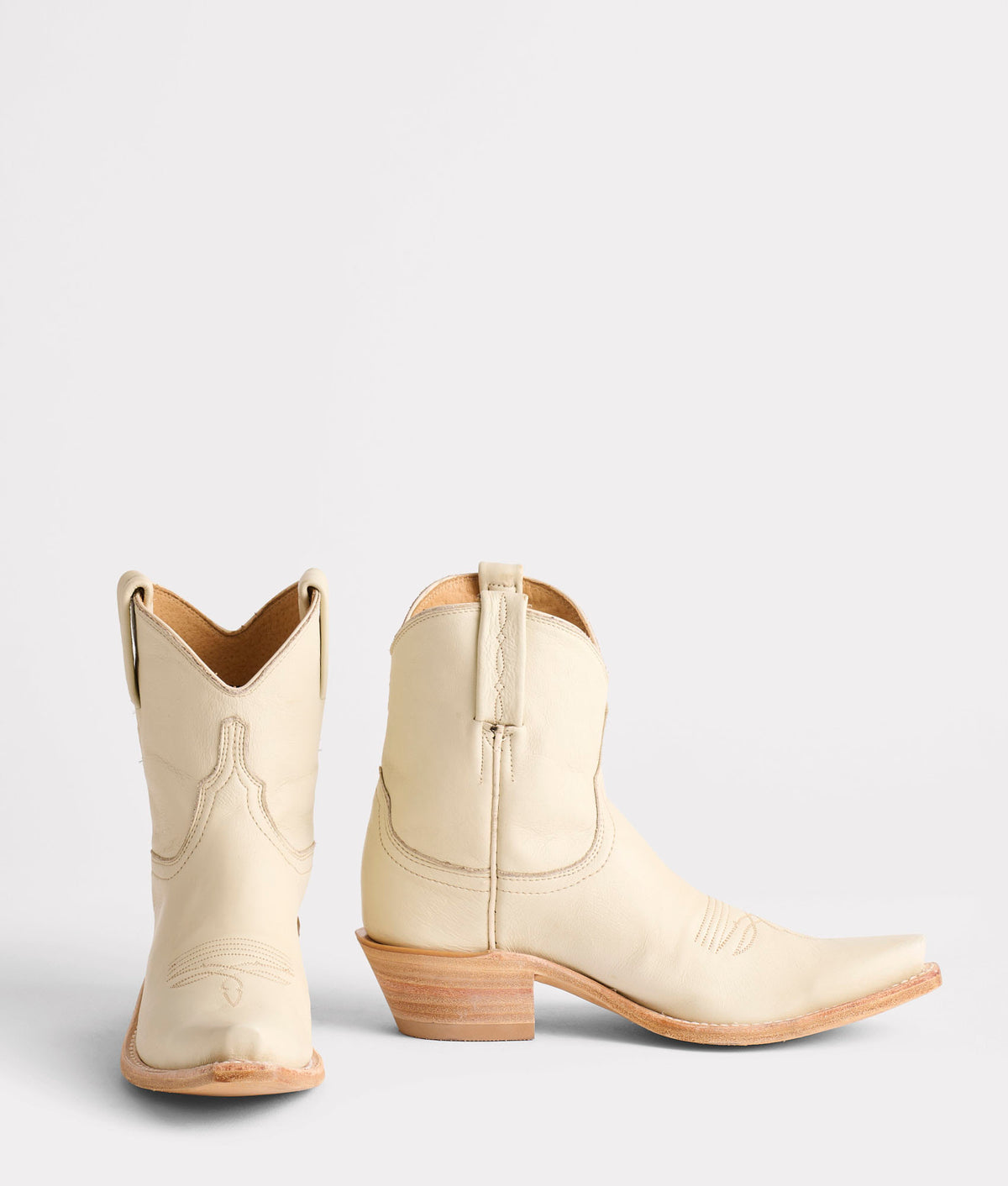 Gaby :: Glitz Cream 2