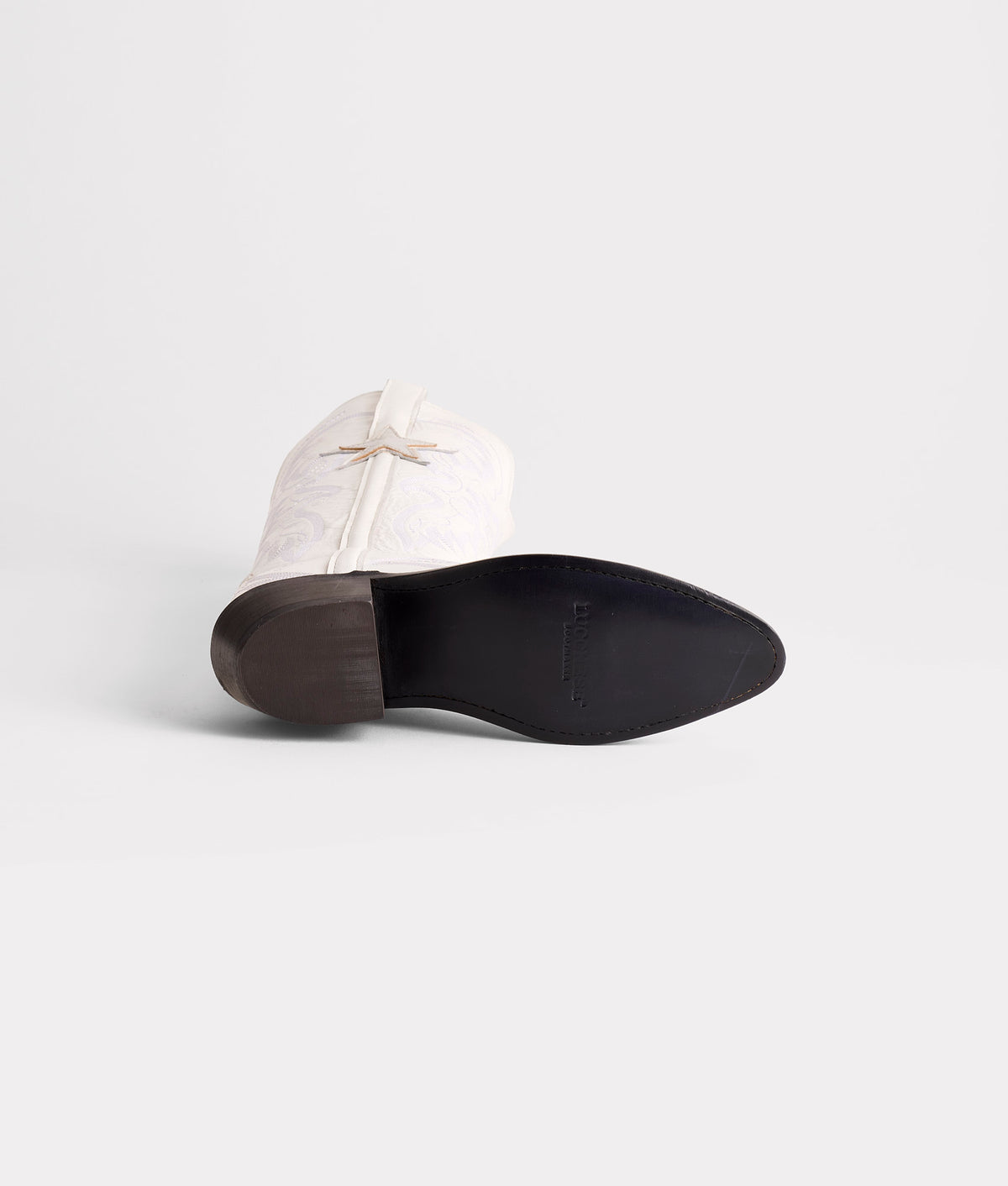 Gina :: White 7