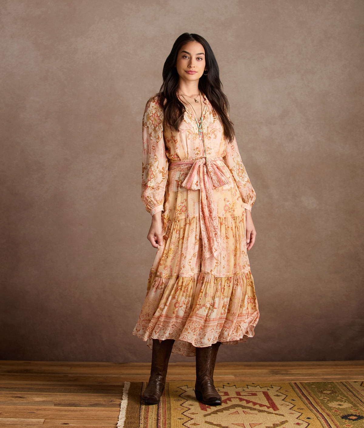 Savannah Chocolate — lifestyle look 10