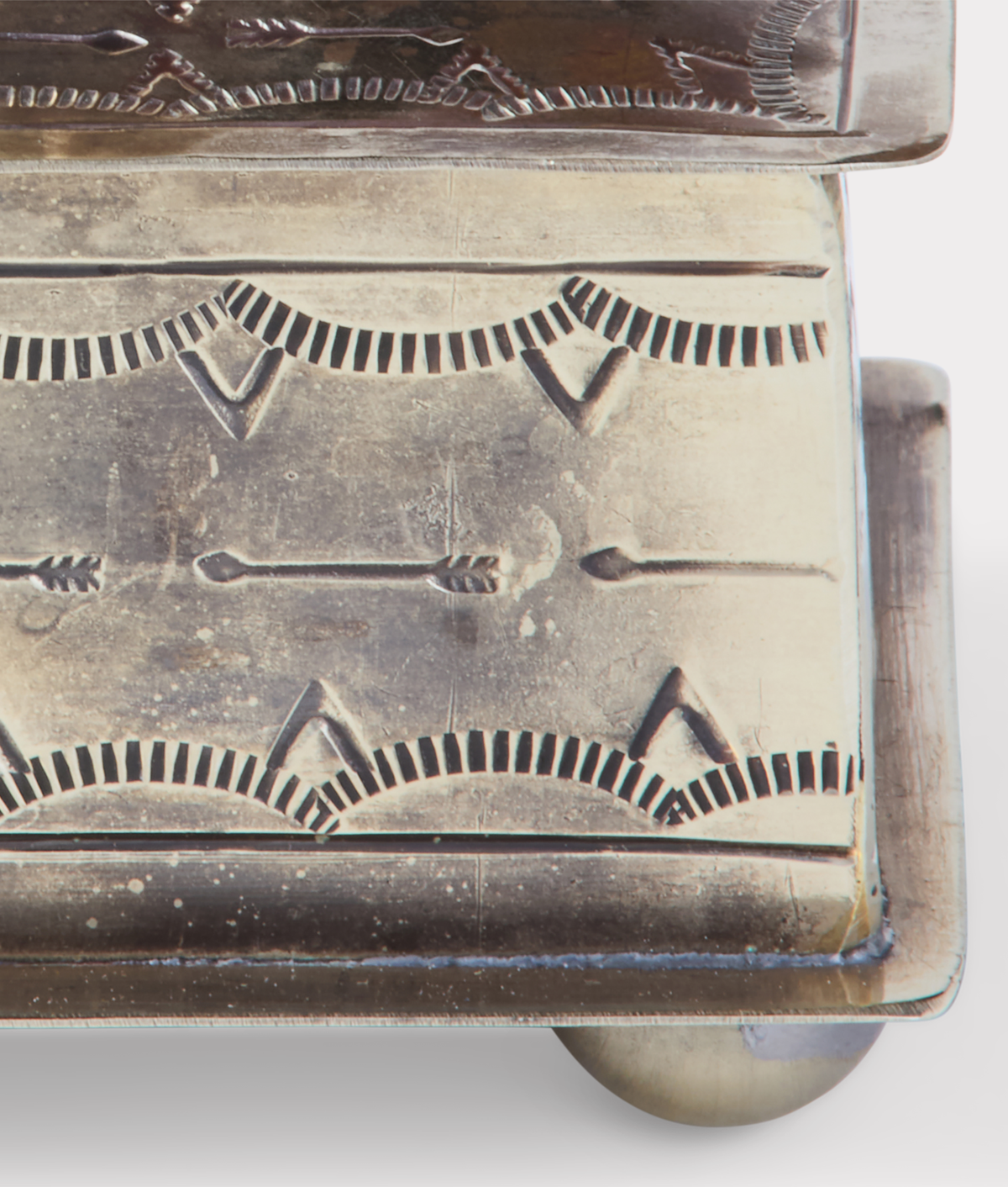 Southwestern Heart Box :: Silver 8
